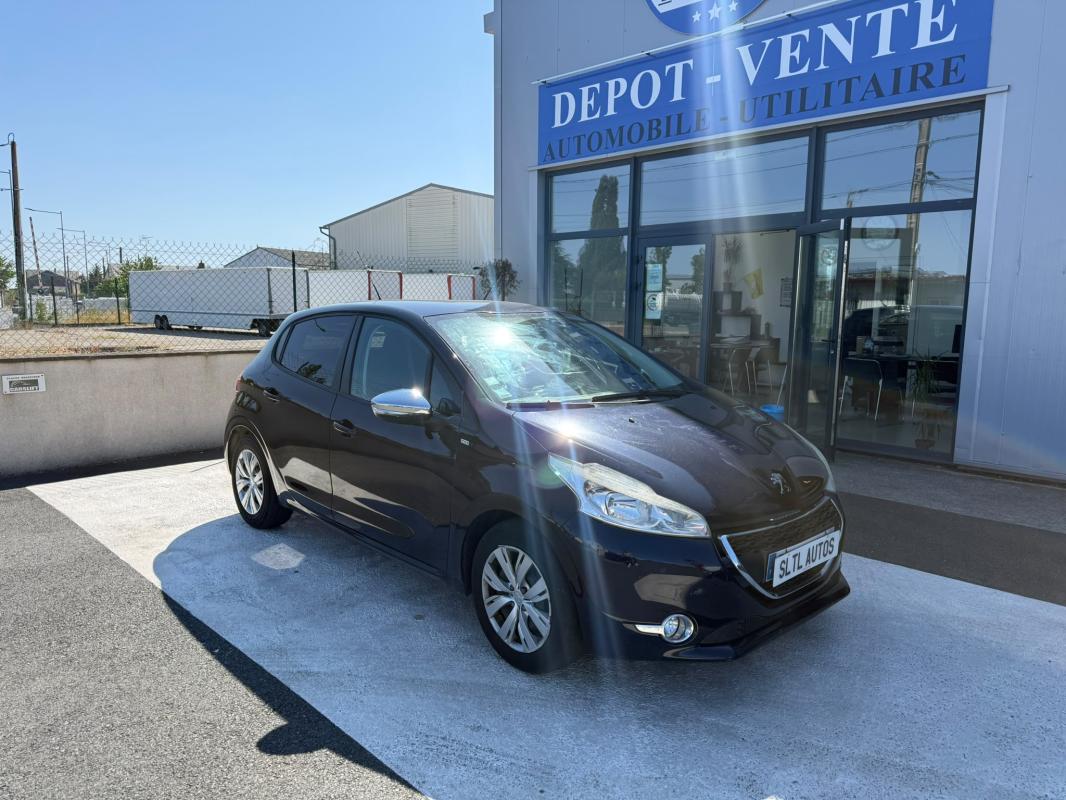 Peugeot 208 1.2 i 82CH STYLE GARANTIE 6 MOIS / REPRISE POSSIBLE